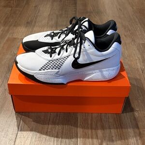 Nike Air Zoom G.T. Cut Academy basketball shoes